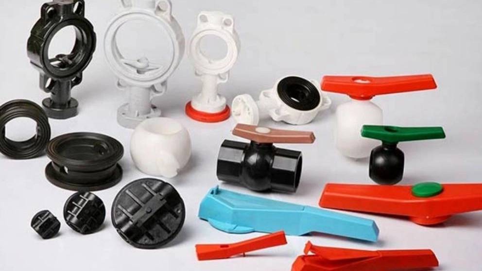 تولید قطعات پلاستیکی تولید قطعات پلاستیکی